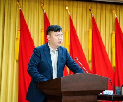 洛陽開元集團董事長許明月當選為洛陽民建企業(yè)家協(xié)會第一屆會長